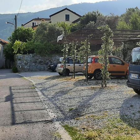 Appartement Contrada Casa Vacanze à Vado Ligure Extérieur photo