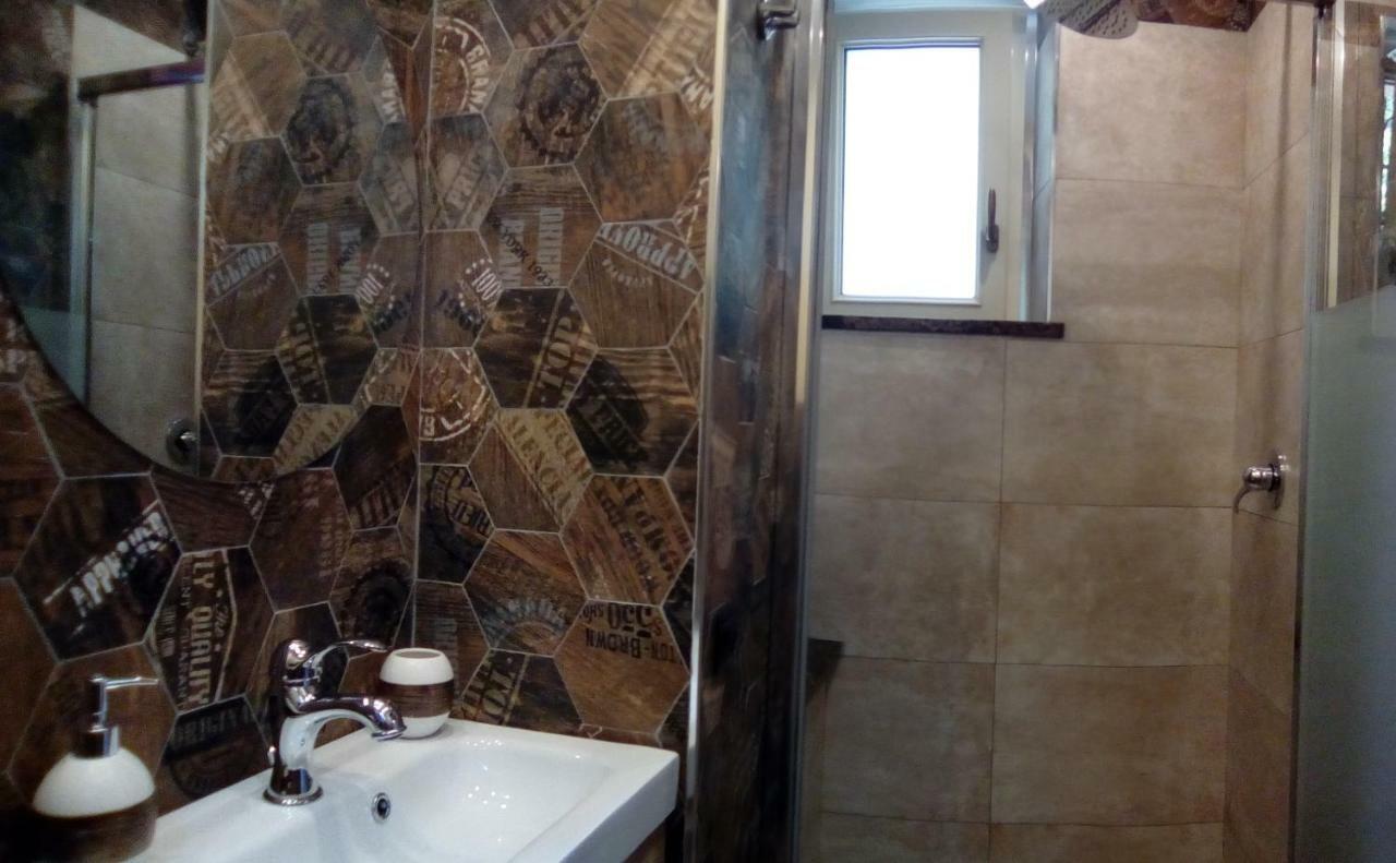 Appartement Contrada Casa Vacanze à Vado Ligure Extérieur photo