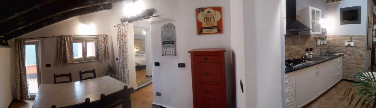 Appartement Contrada Casa Vacanze à Vado Ligure Extérieur photo