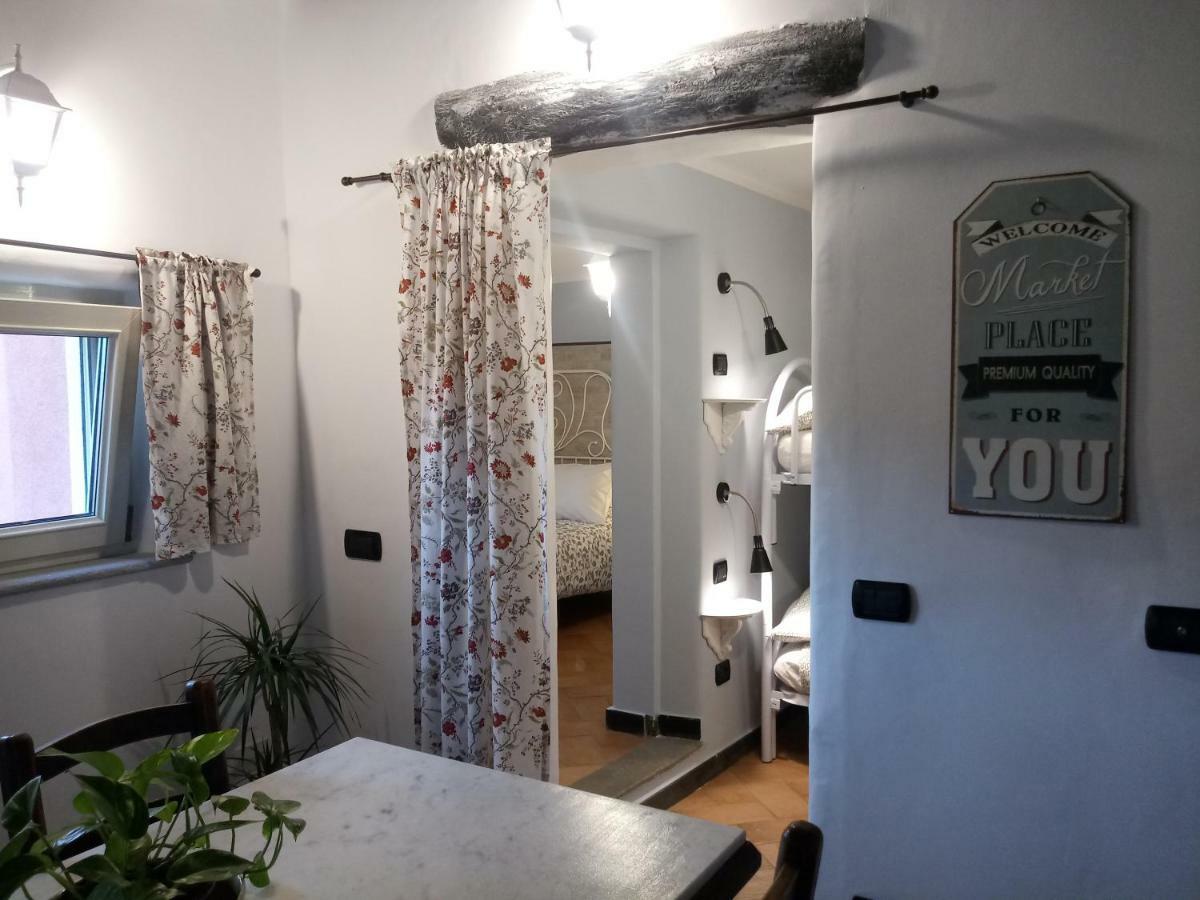 Appartement Contrada Casa Vacanze à Vado Ligure Extérieur photo